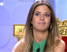 MyHyV, Jenni quiere ir despacito con su trono