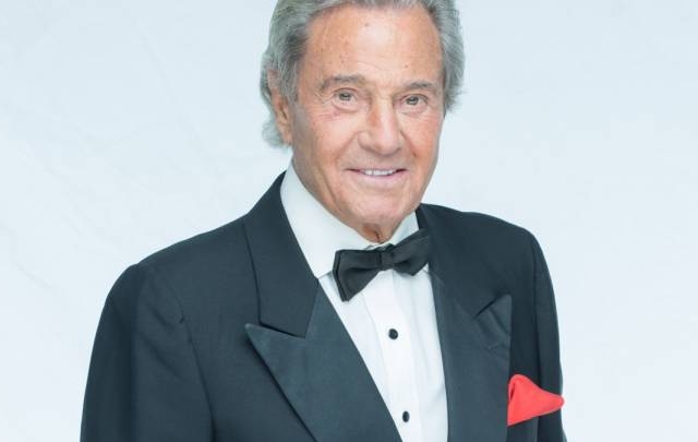 Arturo Fernández