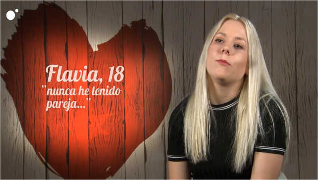 Flavia acude a First Dates porque tiene muy poca experiencia en el amor